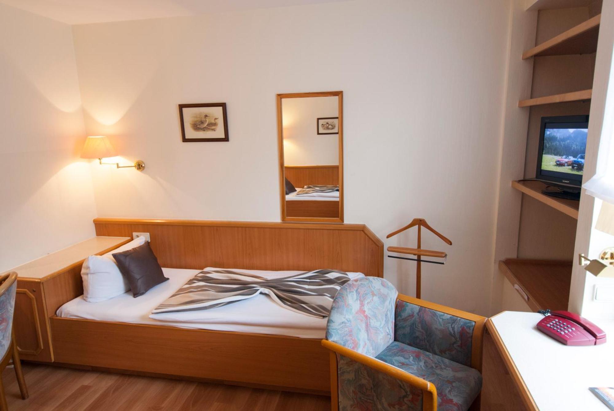 Hotel Excelsior Kassel Habitación foto