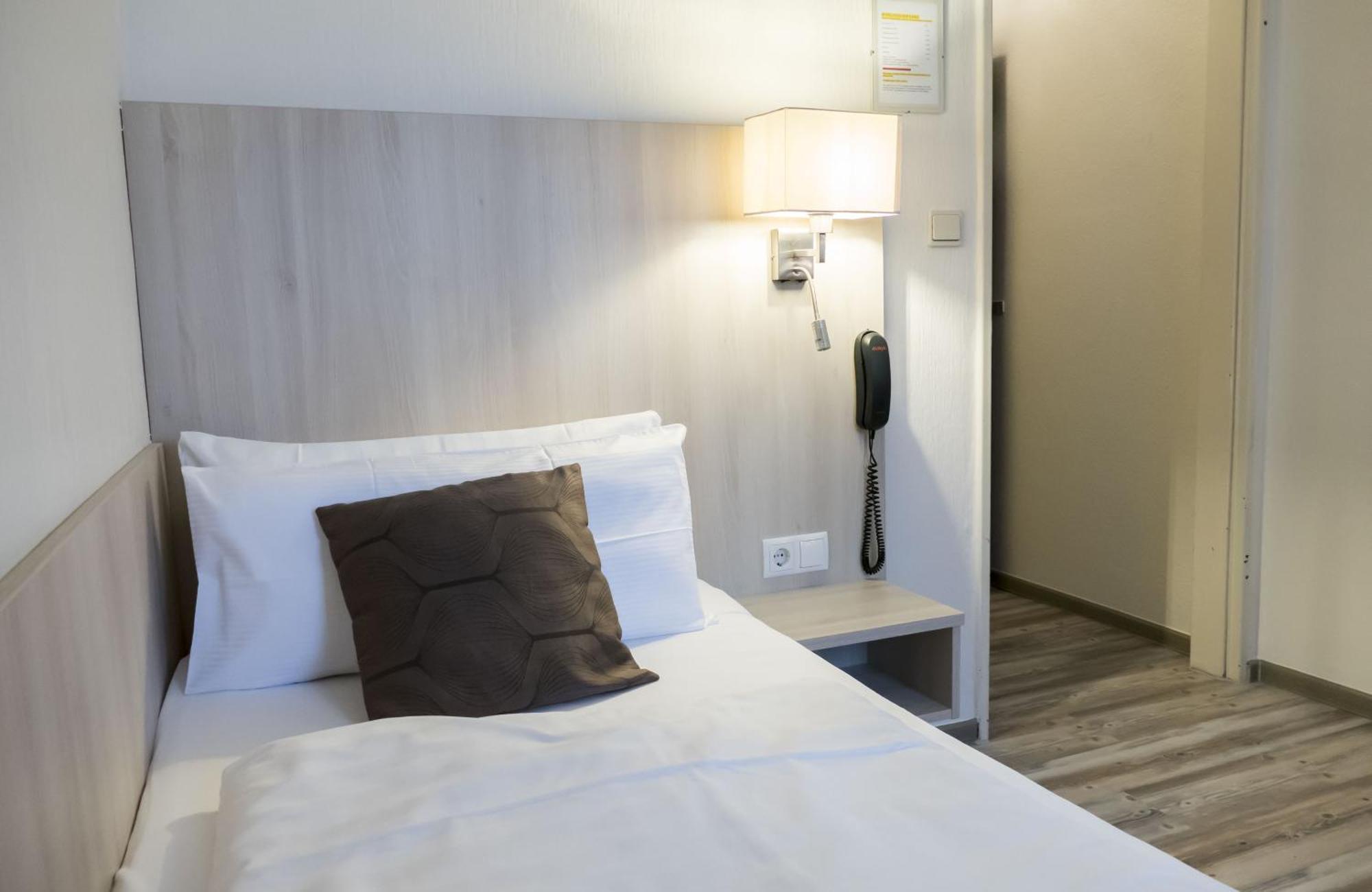 Hotel Excelsior Kassel Habitación foto